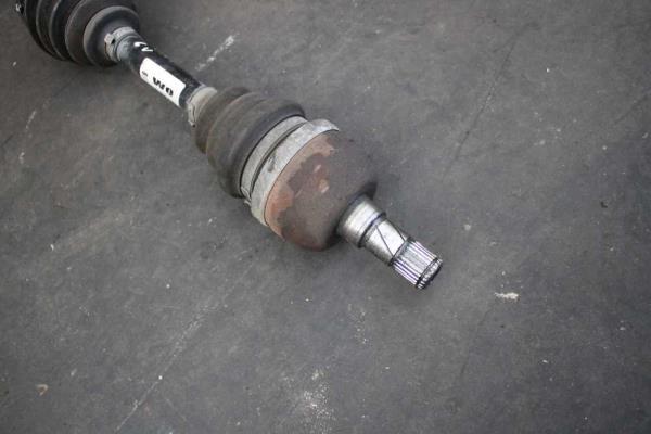 CARDAN GAUCHE OPEL ASTRA H/ ZAFIRA B 1.7CDTI 6VITESSES - Vue 3